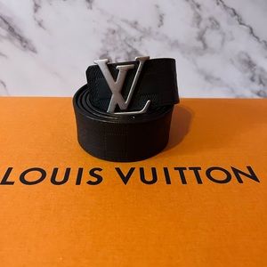 Authentic Mens Louis Vuitton Reversible Belt